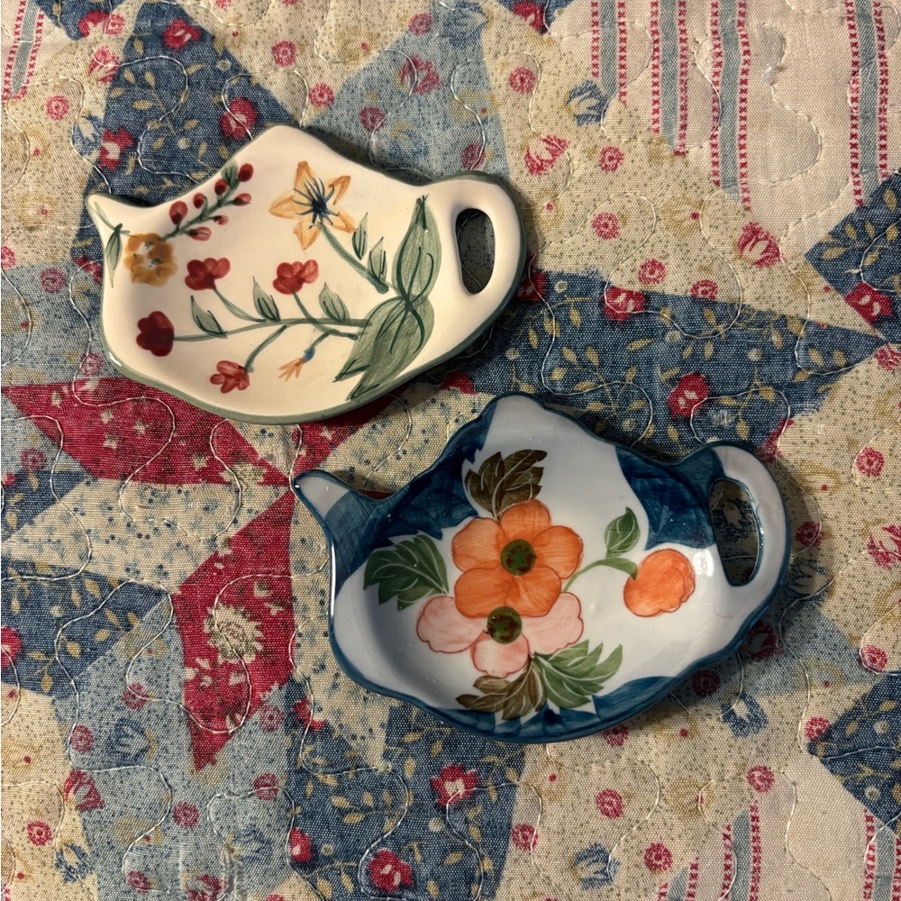 Unbranded, Possibly Vintage Floral Teabag Rests
